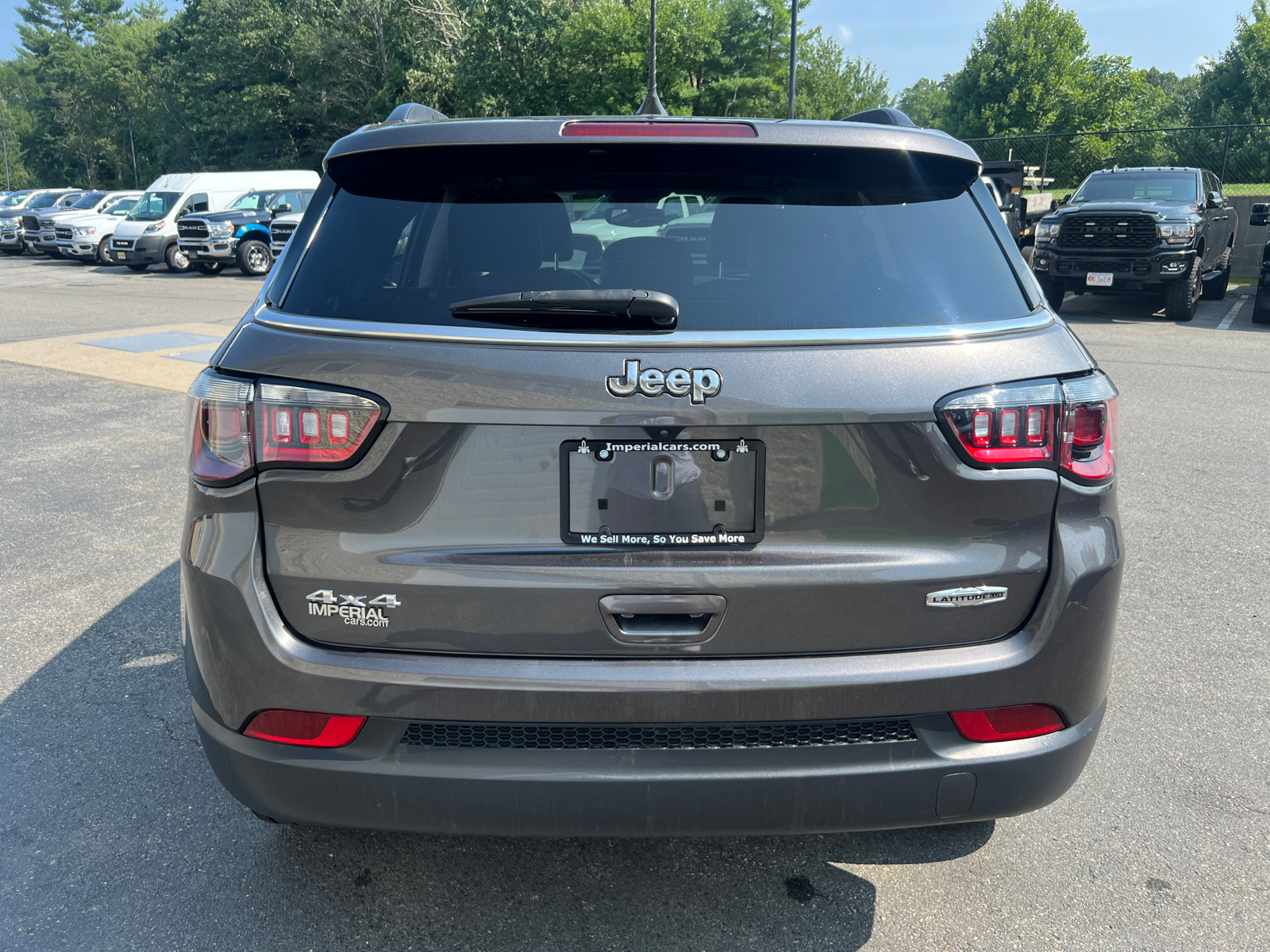 2022 Jeep Compass Latitude Lux 8