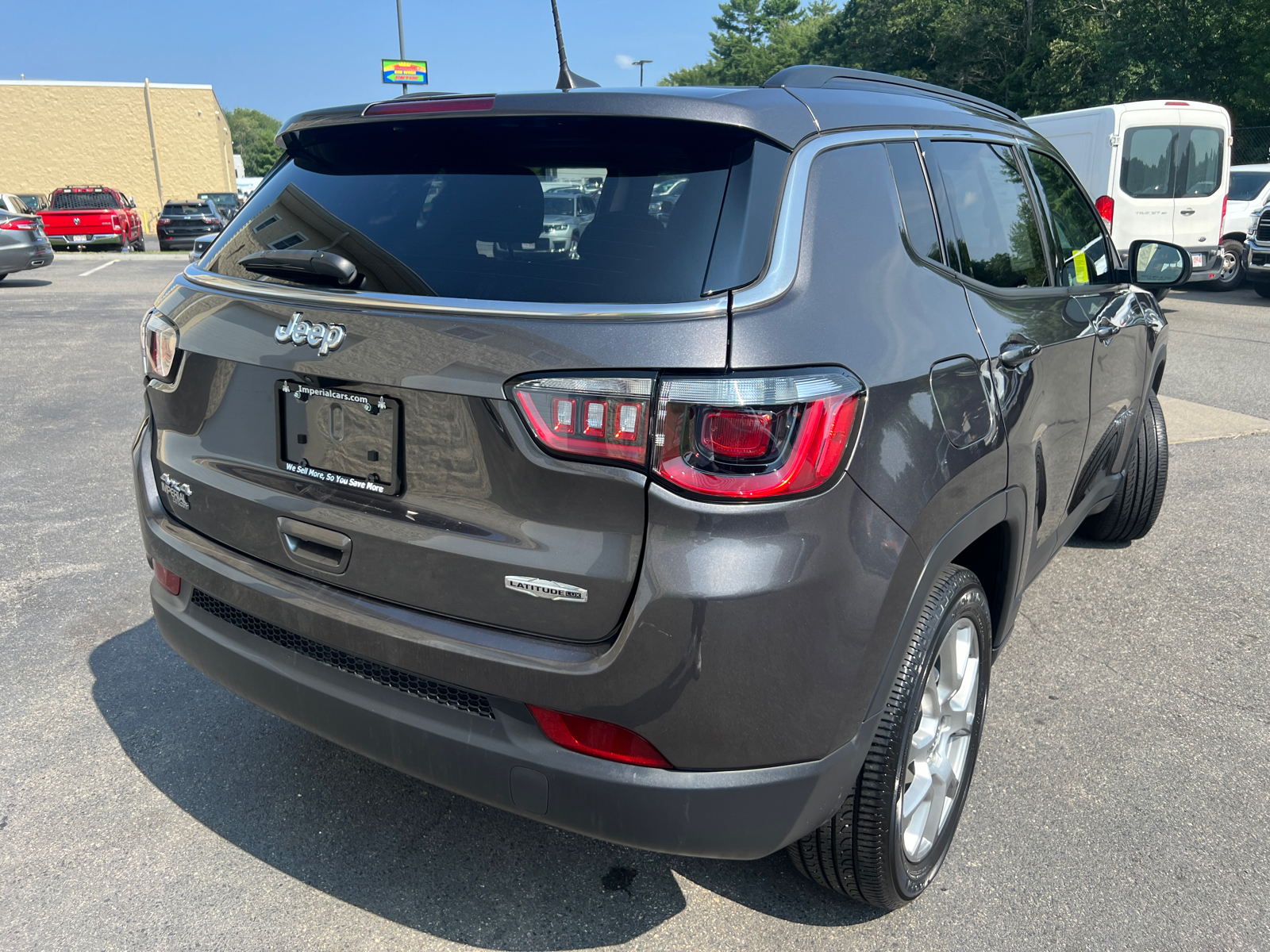 2022 Jeep Compass Latitude Lux 10