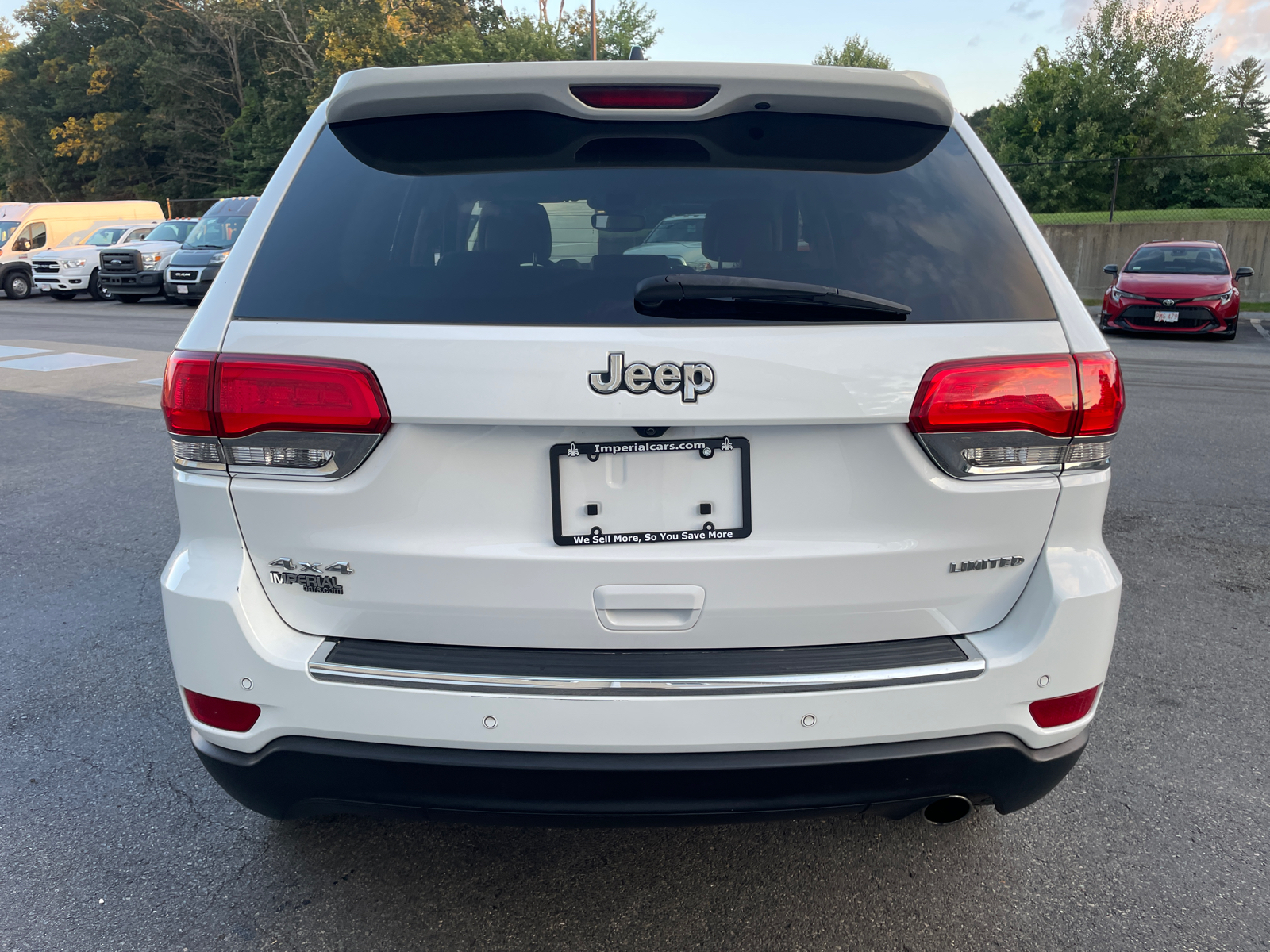 2019 Jeep Grand Cherokee Limited 10