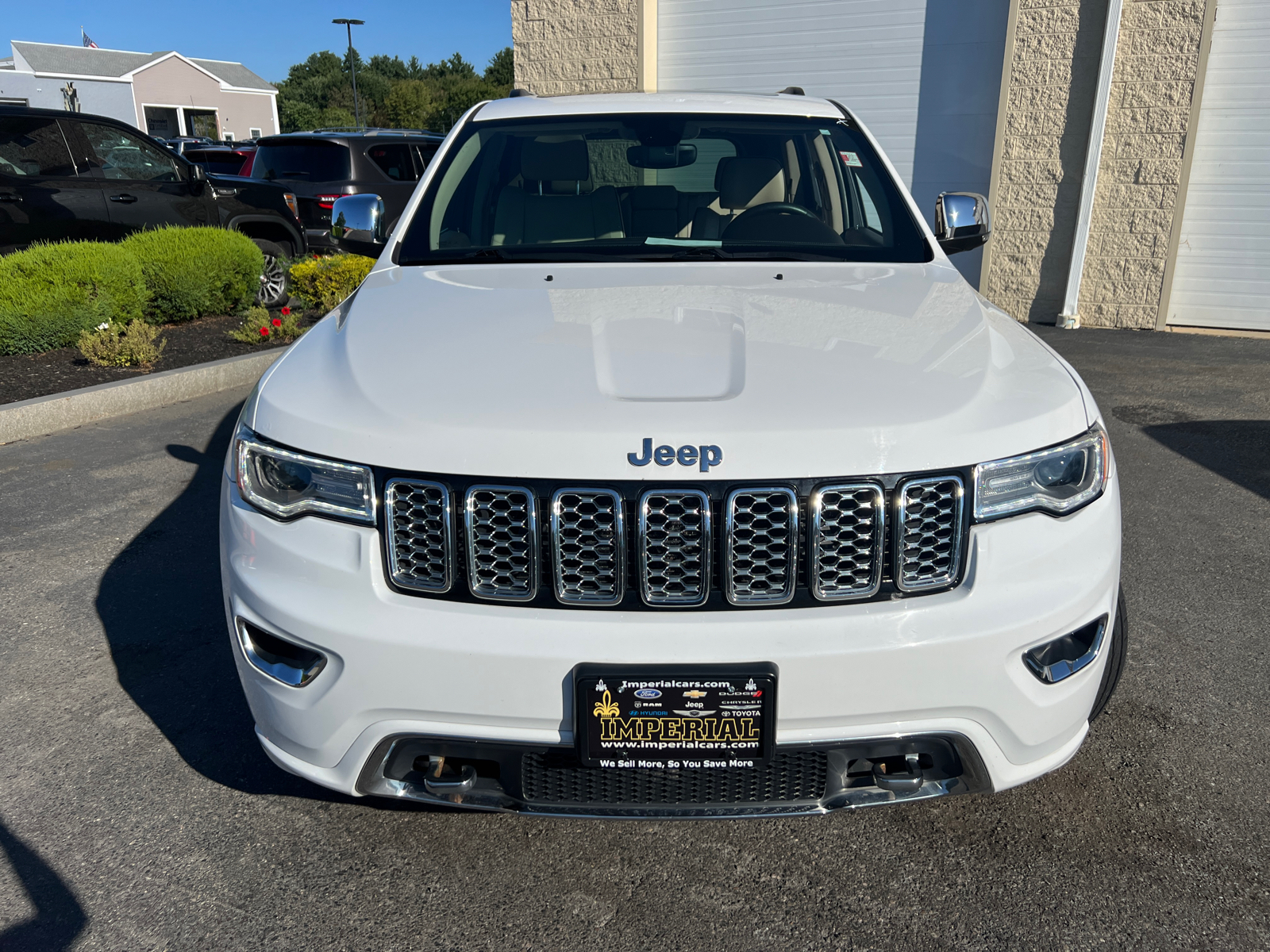 2017 Jeep Grand Cherokee Overland 3