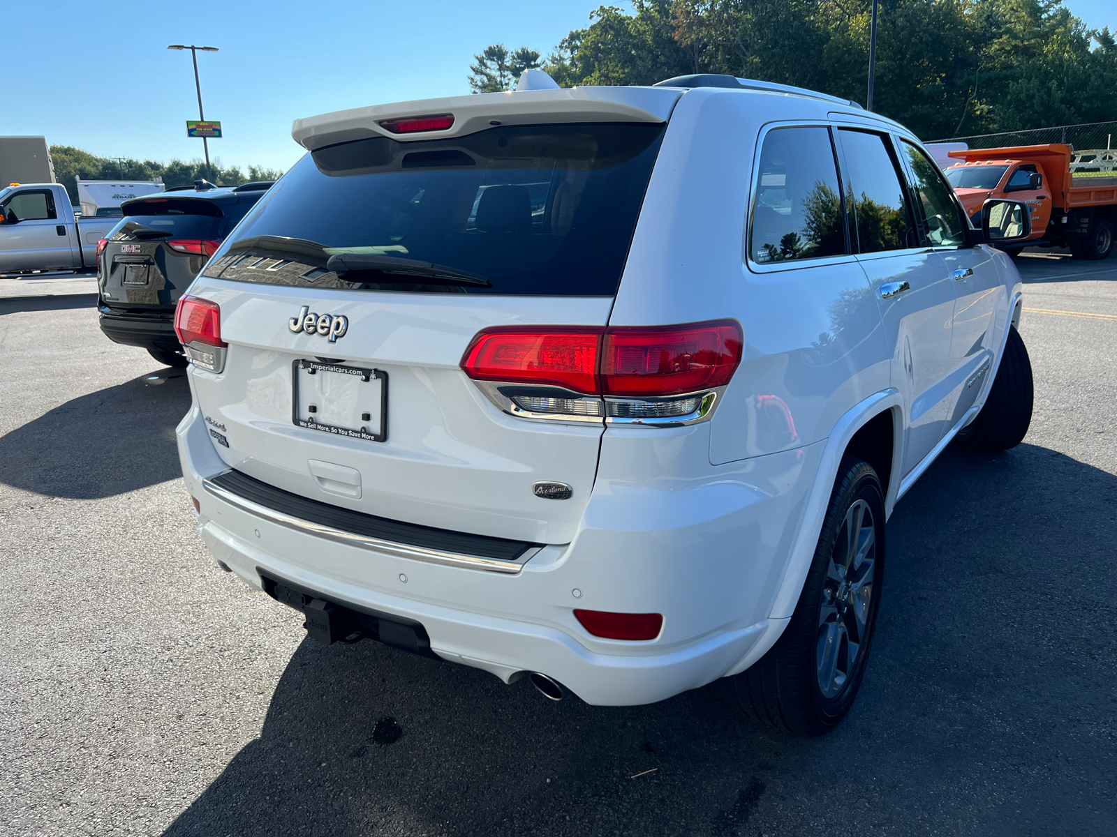 2017 Jeep Grand Cherokee Overland 10