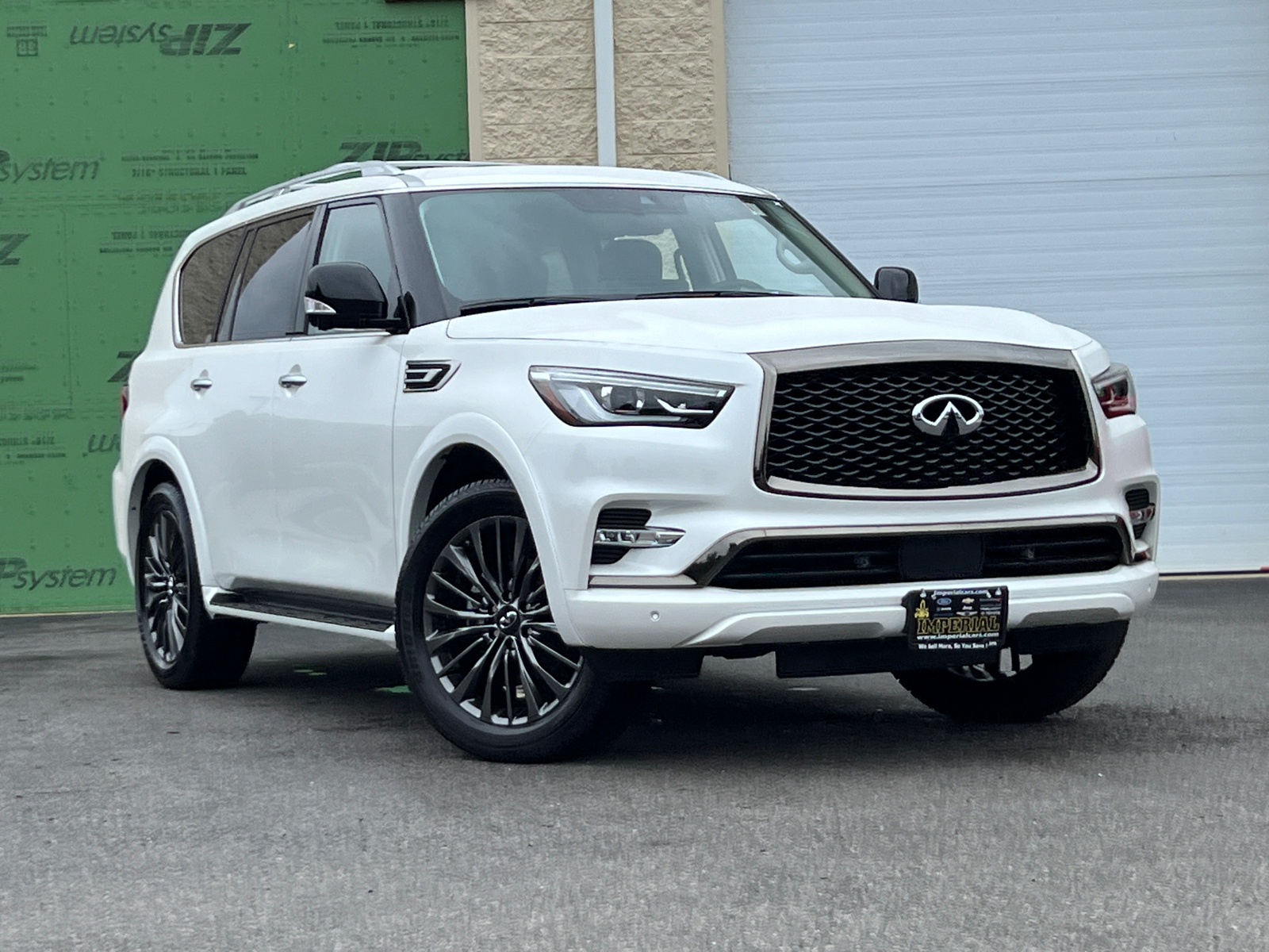 2023 INFINITI QX80 Premium Select 2