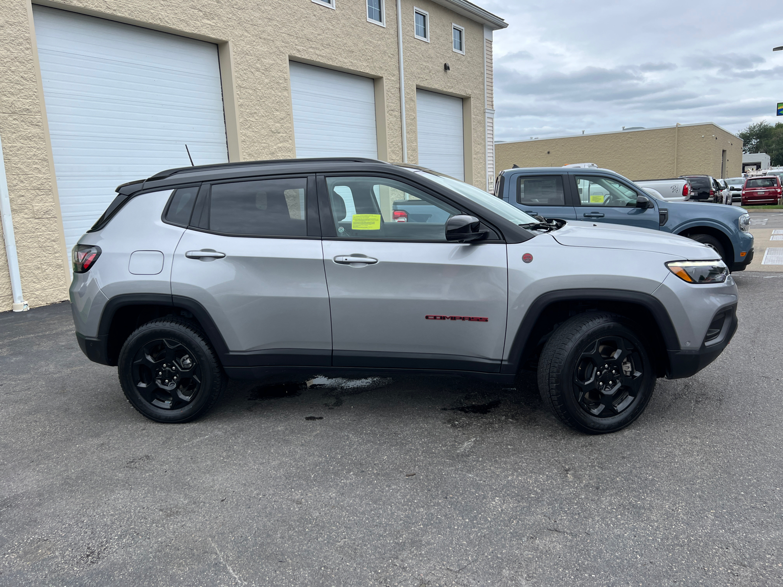 2023 Jeep Compass Trailhawk 11