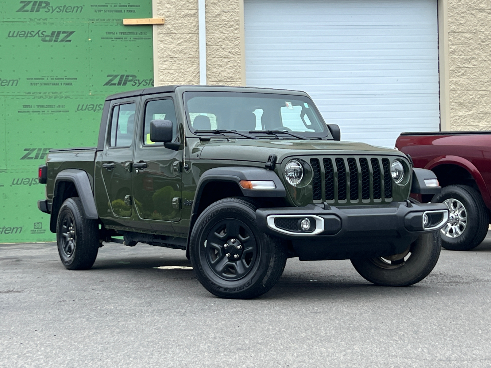 2023 Jeep Gladiator Sport 1