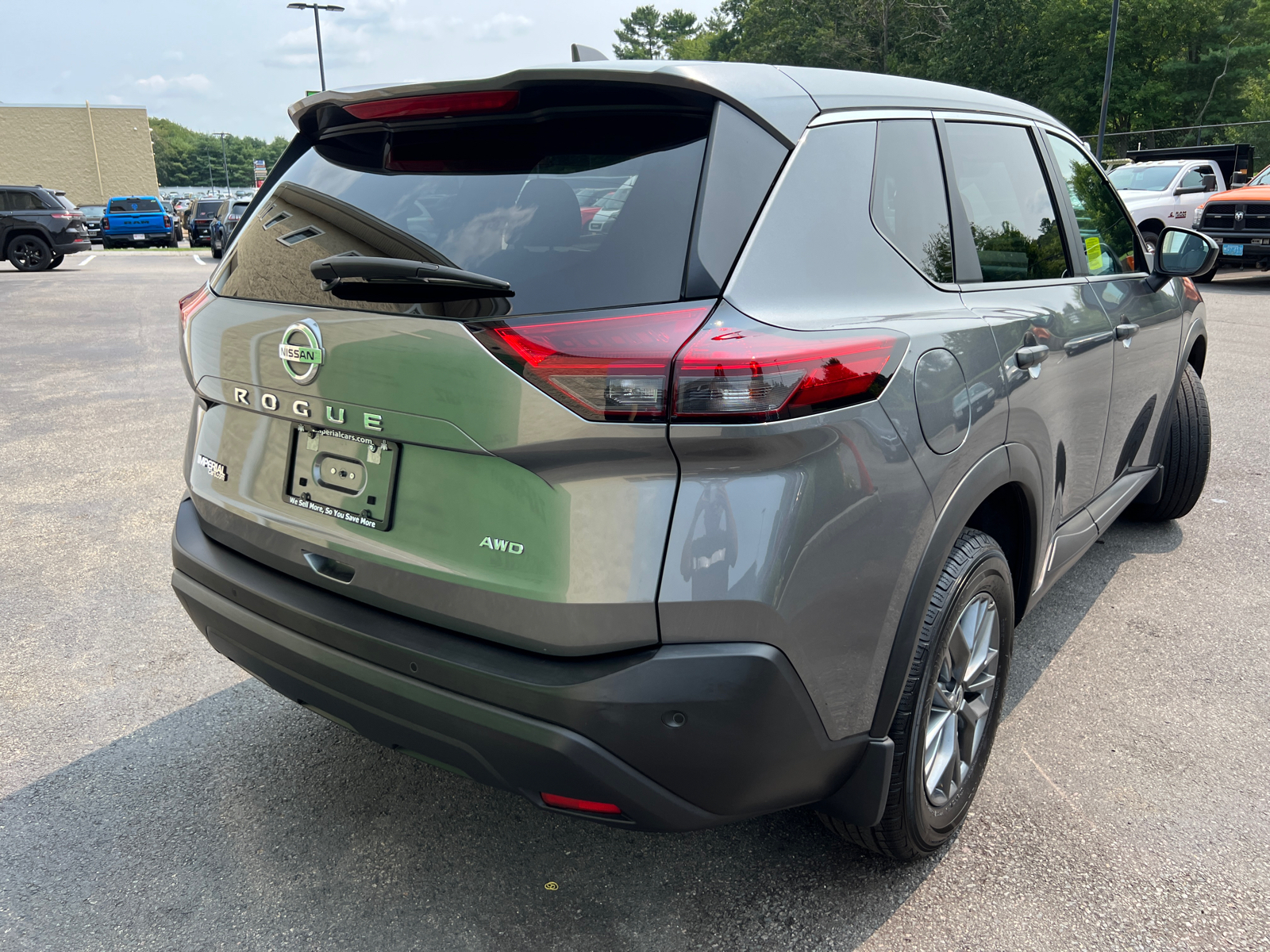 2021 Nissan Rogue S 10