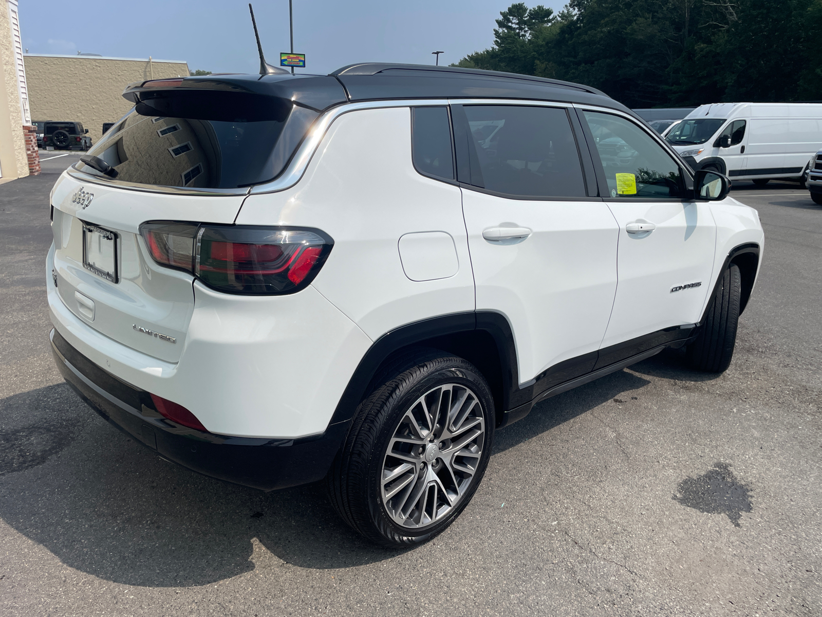 2023 Jeep Compass Limited 14