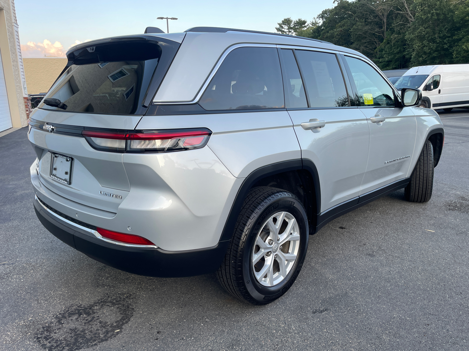 2023 Jeep Grand Cherokee Limited 15