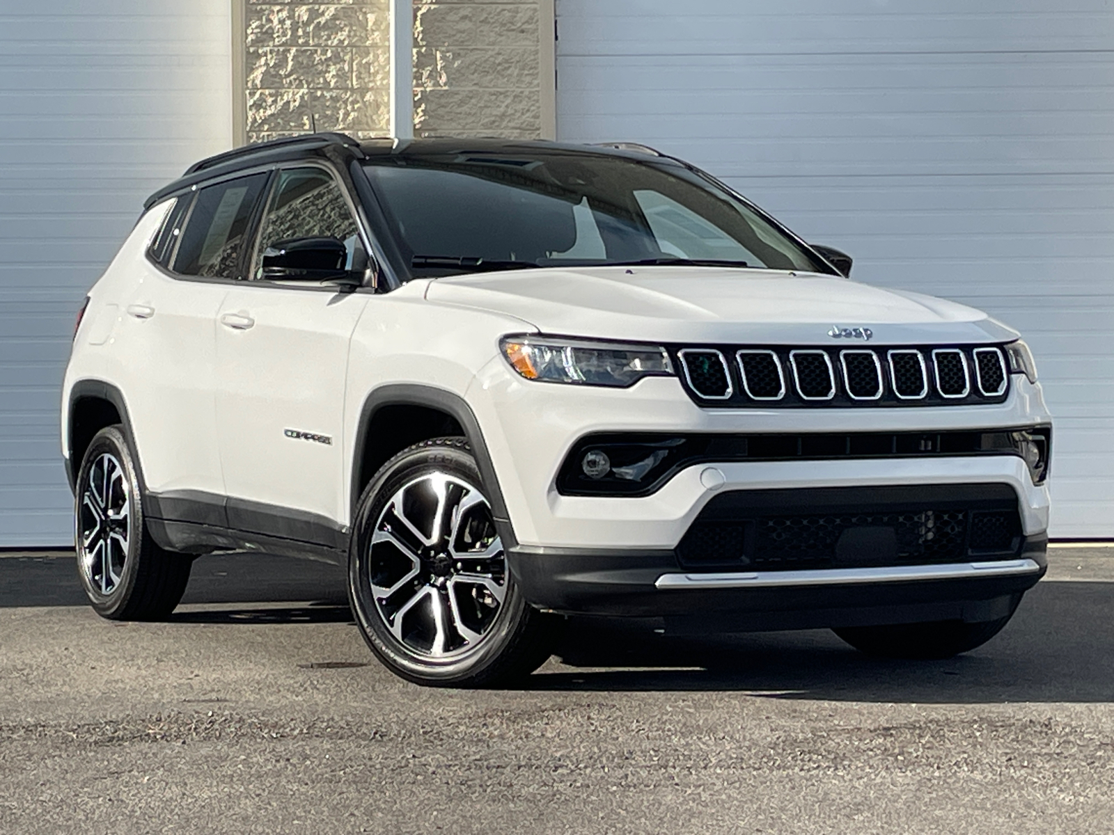 2023 Jeep Compass Limited 1