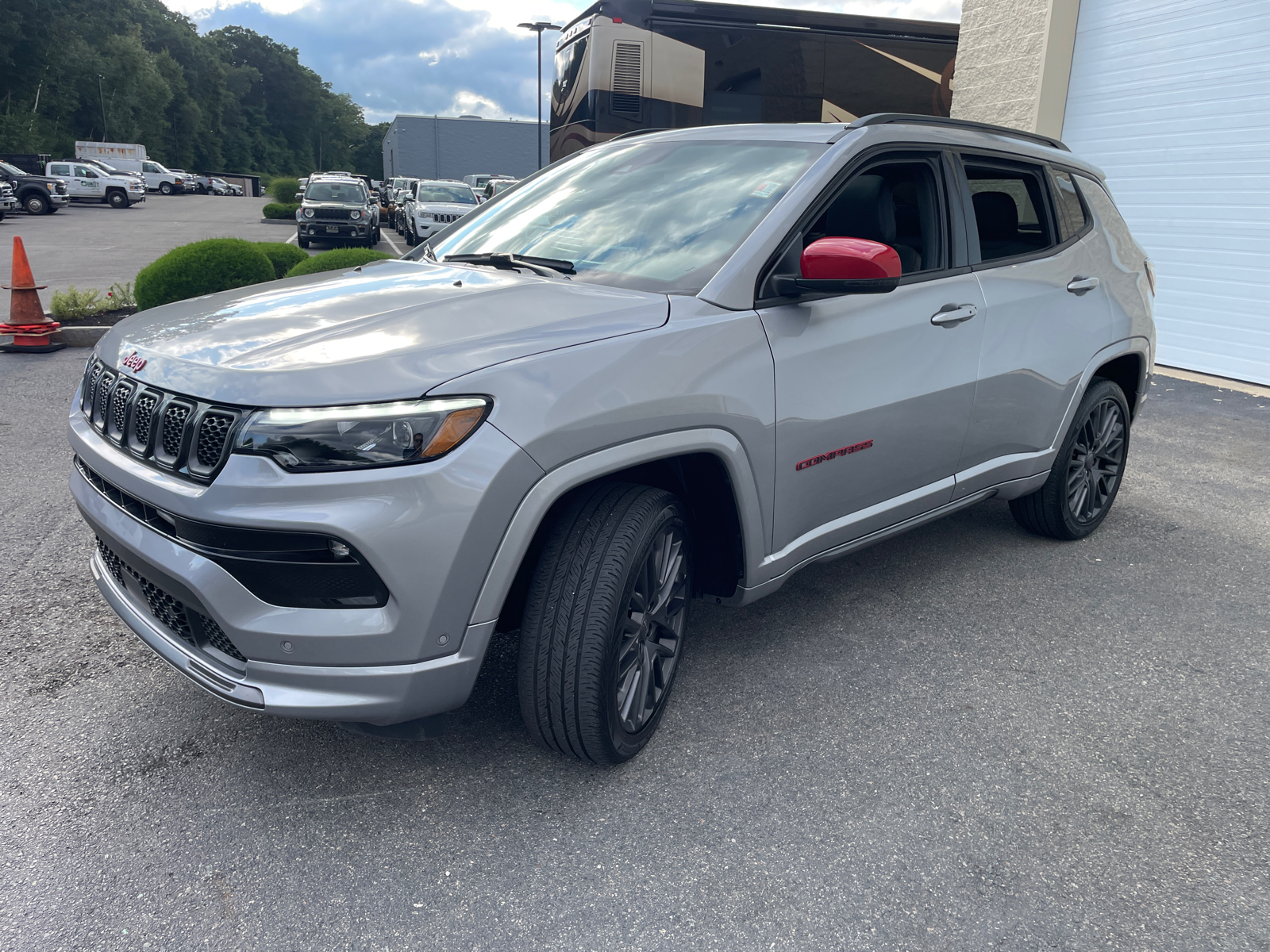 2023 Jeep Compass Red Edition 5