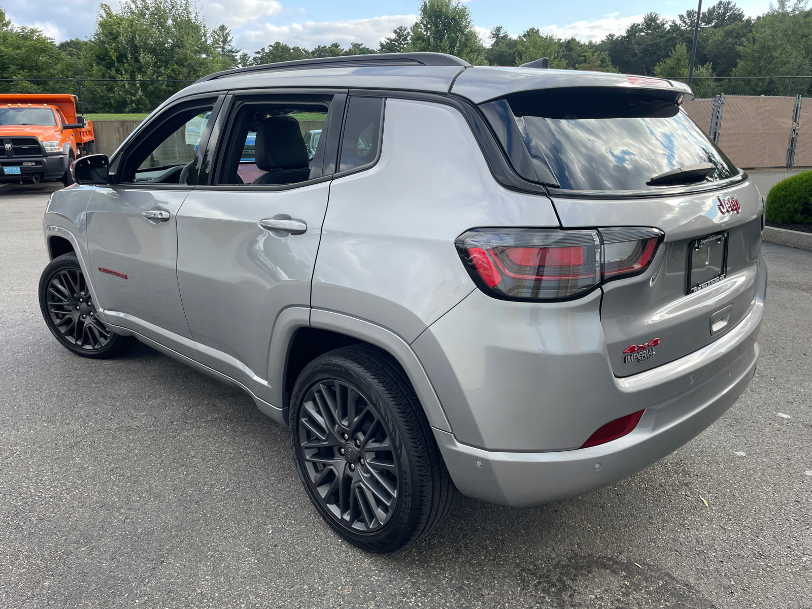 2023 Jeep Compass Red Edition 9