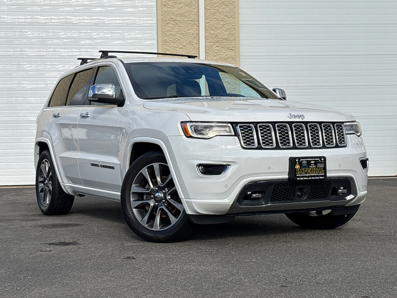 2018 Jeep Grand Cherokee Overland 1