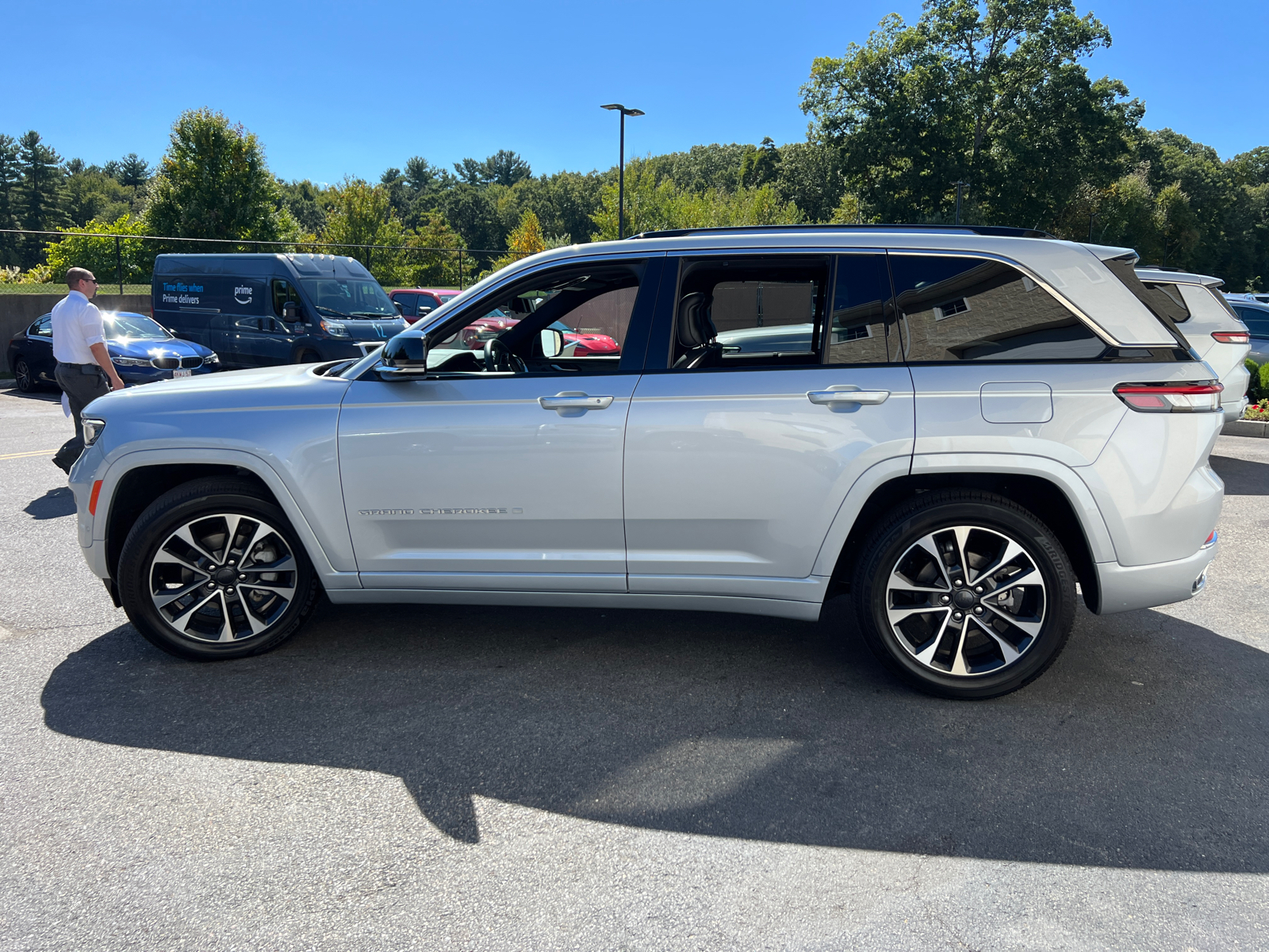 2023 Jeep Grand Cherokee Overland 5