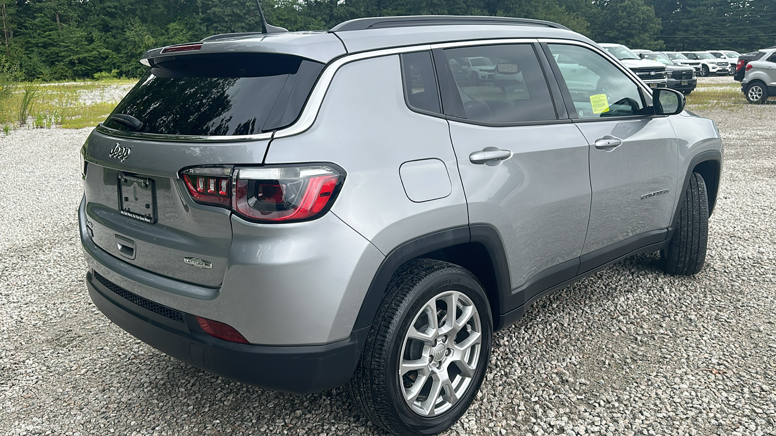 2022 Jeep Compass Latitude Lux 11