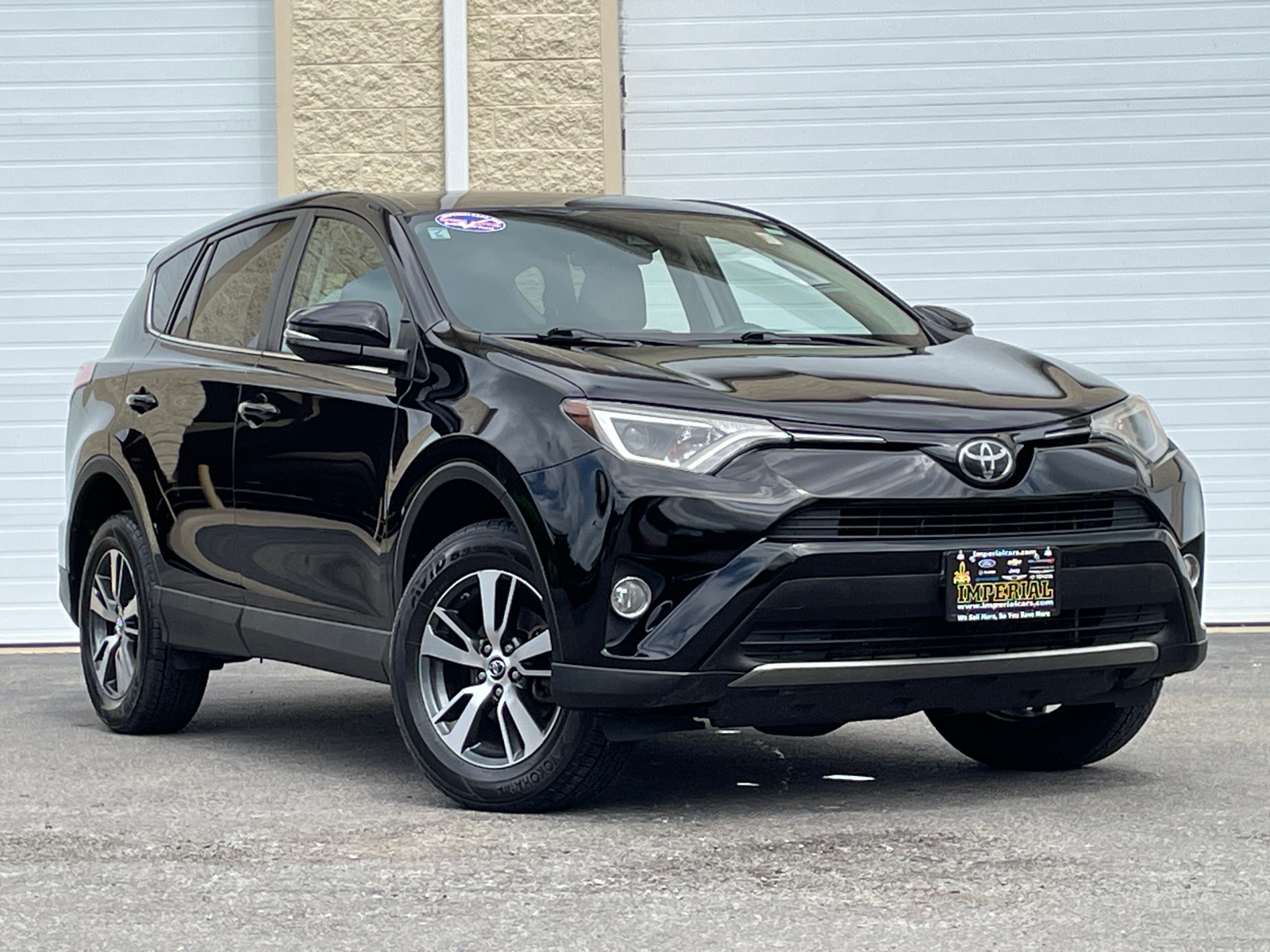 2018 Toyota RAV4 XLE 2