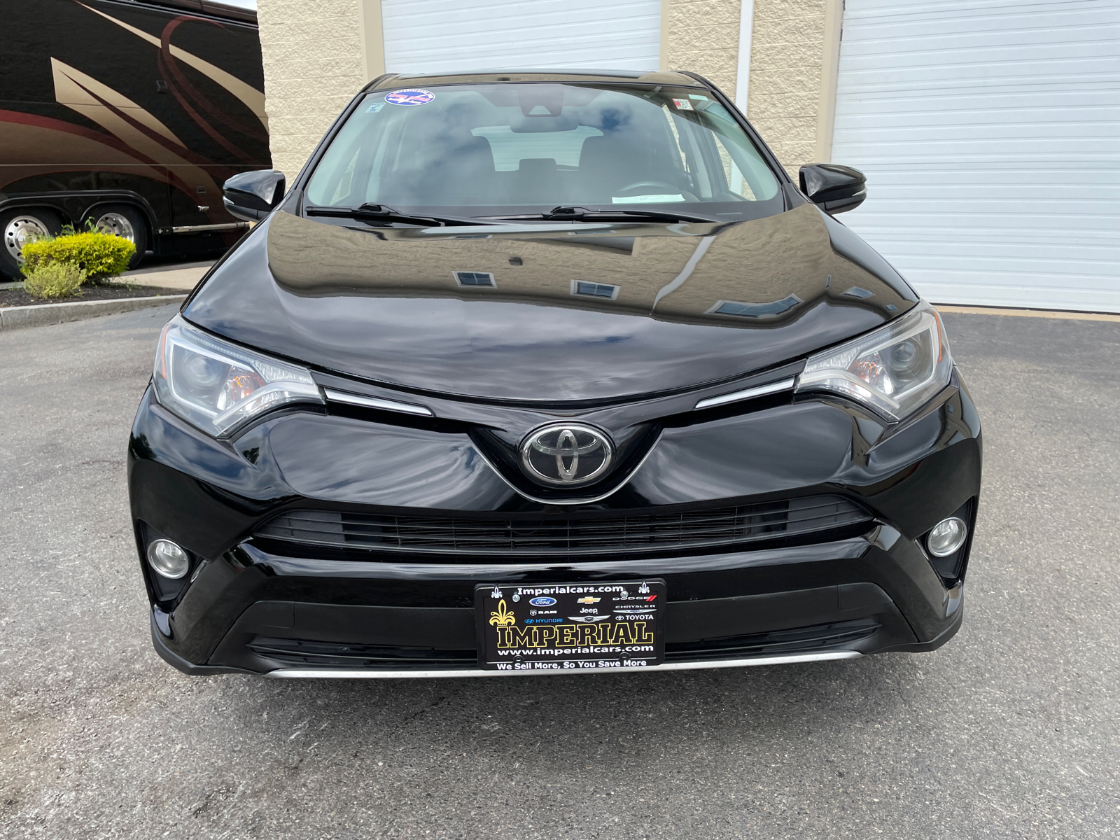 2018 Toyota RAV4 XLE 3