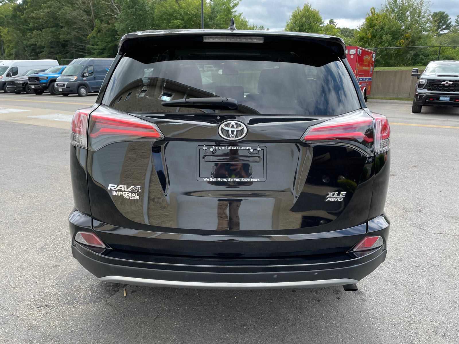 2018 Toyota RAV4 XLE 9