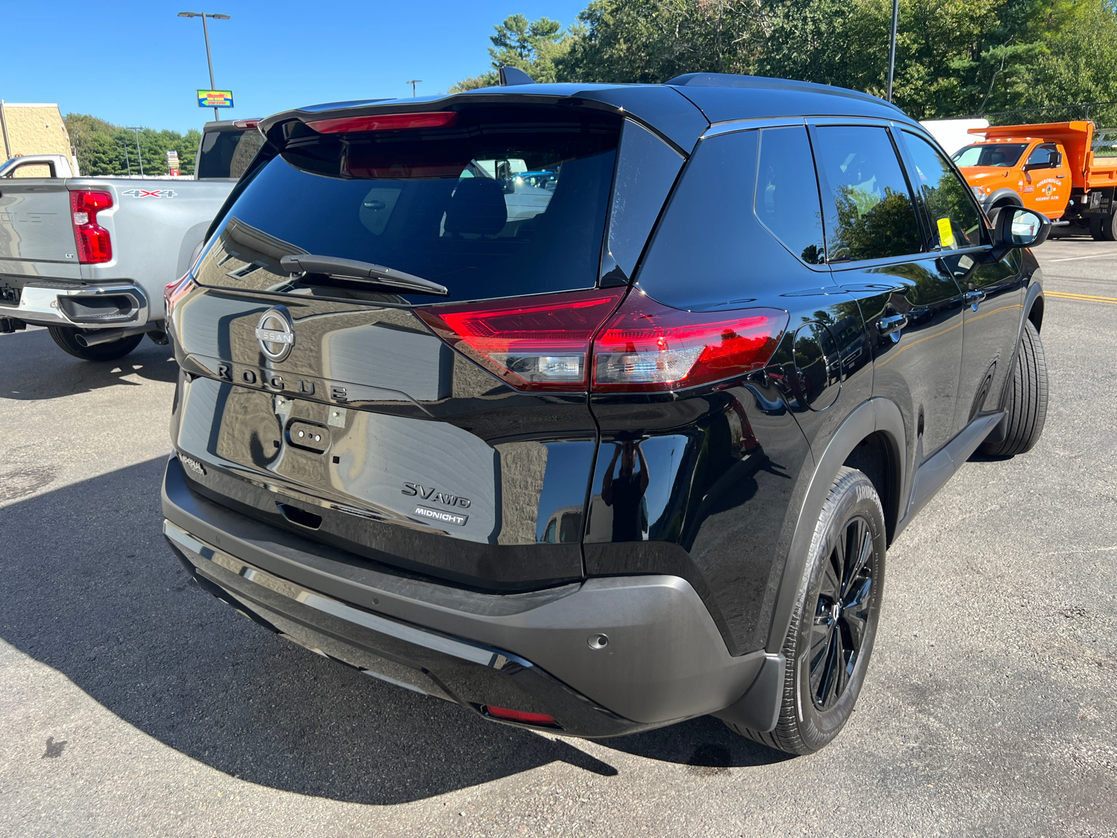 2023 Nissan Rogue SV 11