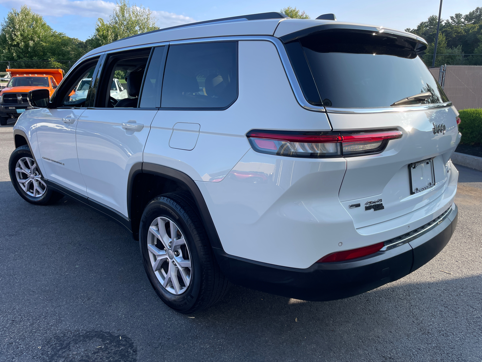 2021 Jeep Grand Cherokee L Limited 8