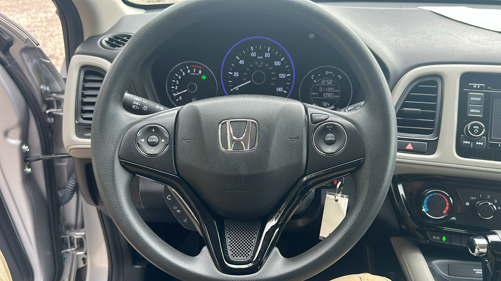 2022 Honda HR-V LX 22