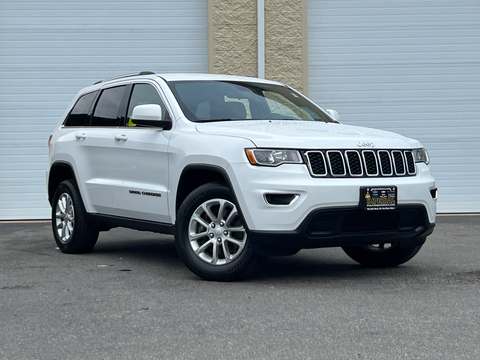 2021 Jeep Grand Cherokee Laredo E 2