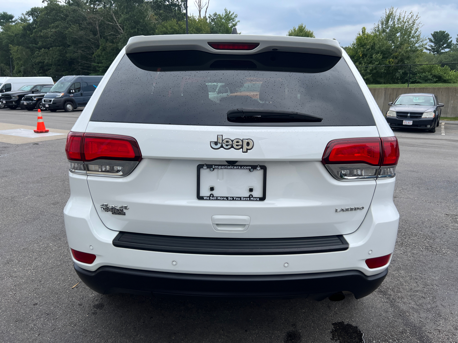 2021 Jeep Grand Cherokee Laredo E 8