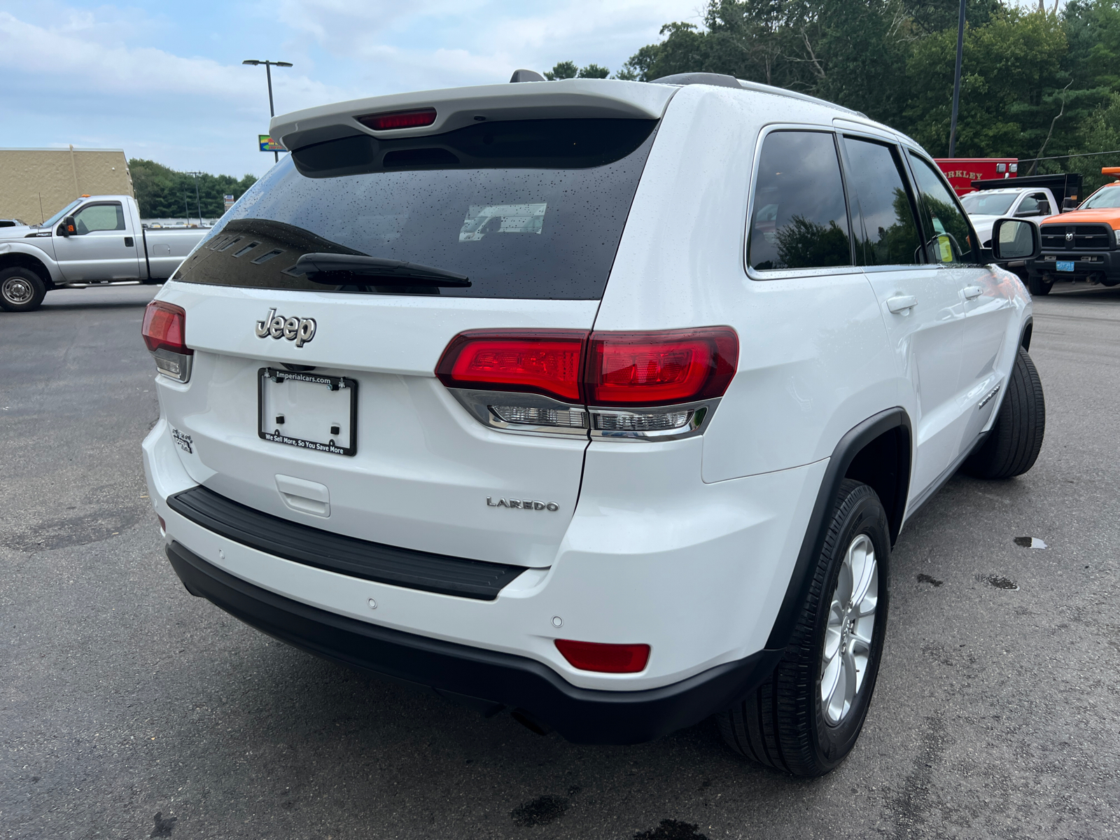 2021 Jeep Grand Cherokee Laredo E 10