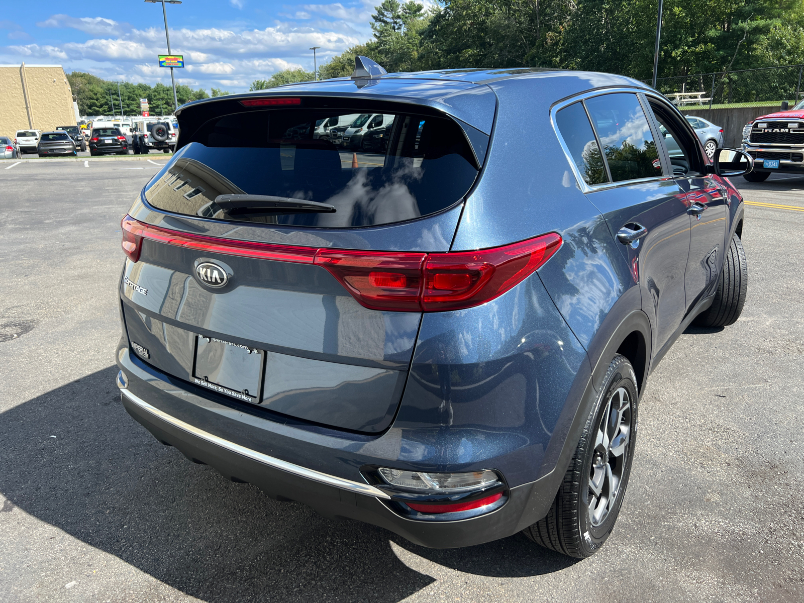 2022 Kia Sportage LX 10