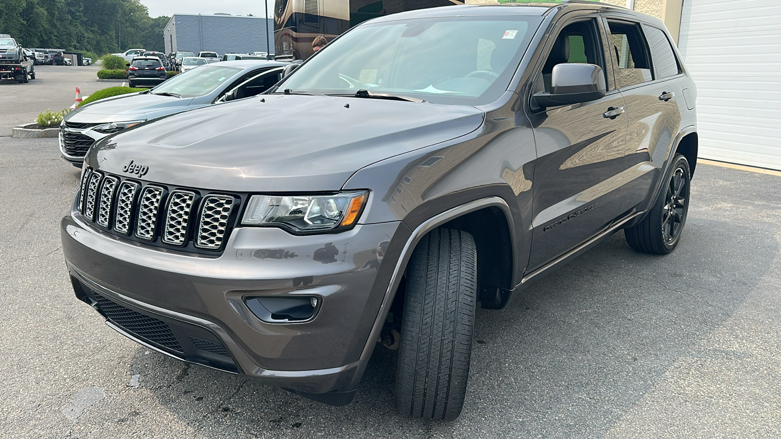 2021 Jeep Grand Cherokee Laredo X 4