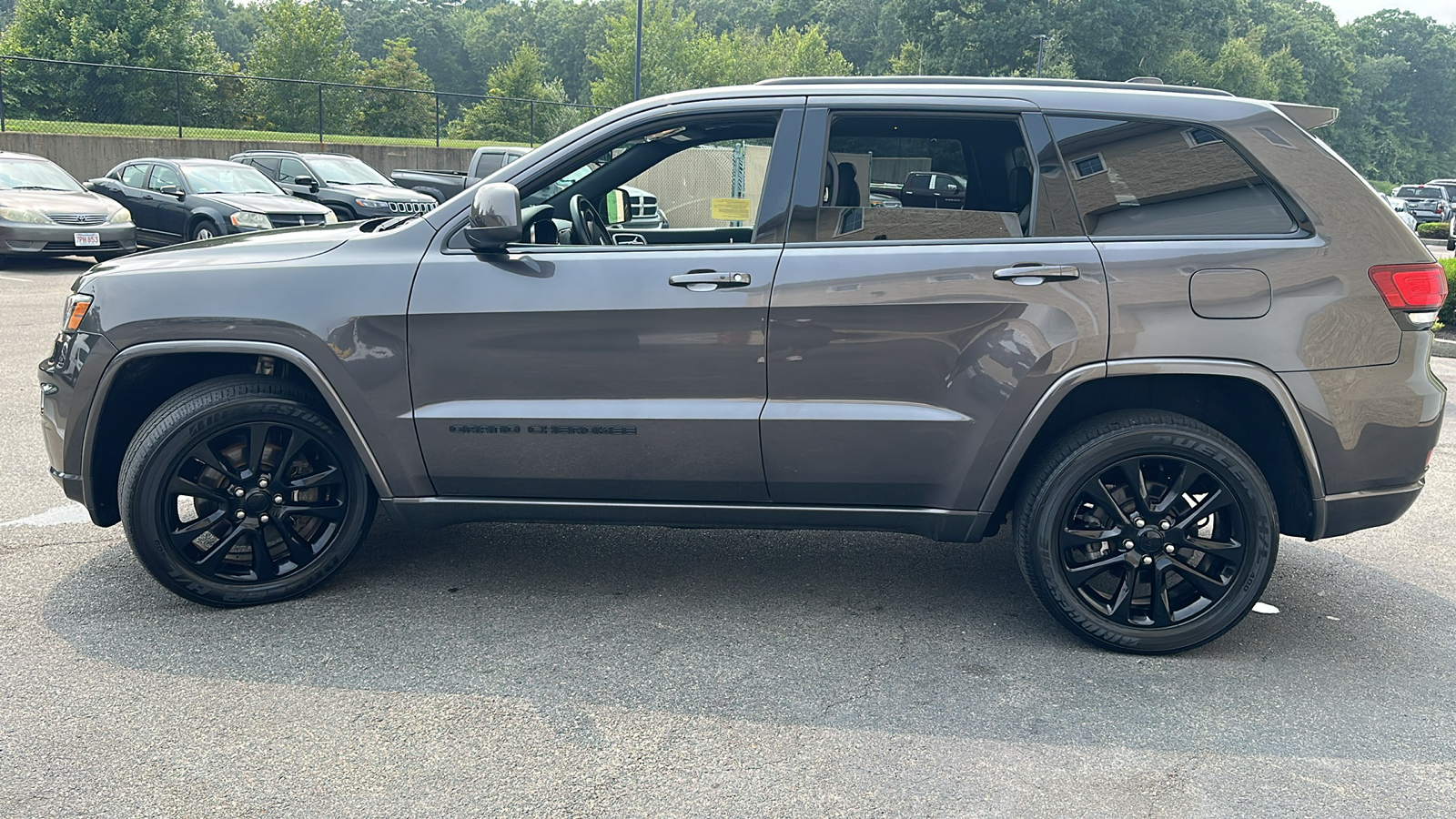 2021 Jeep Grand Cherokee Laredo X 5