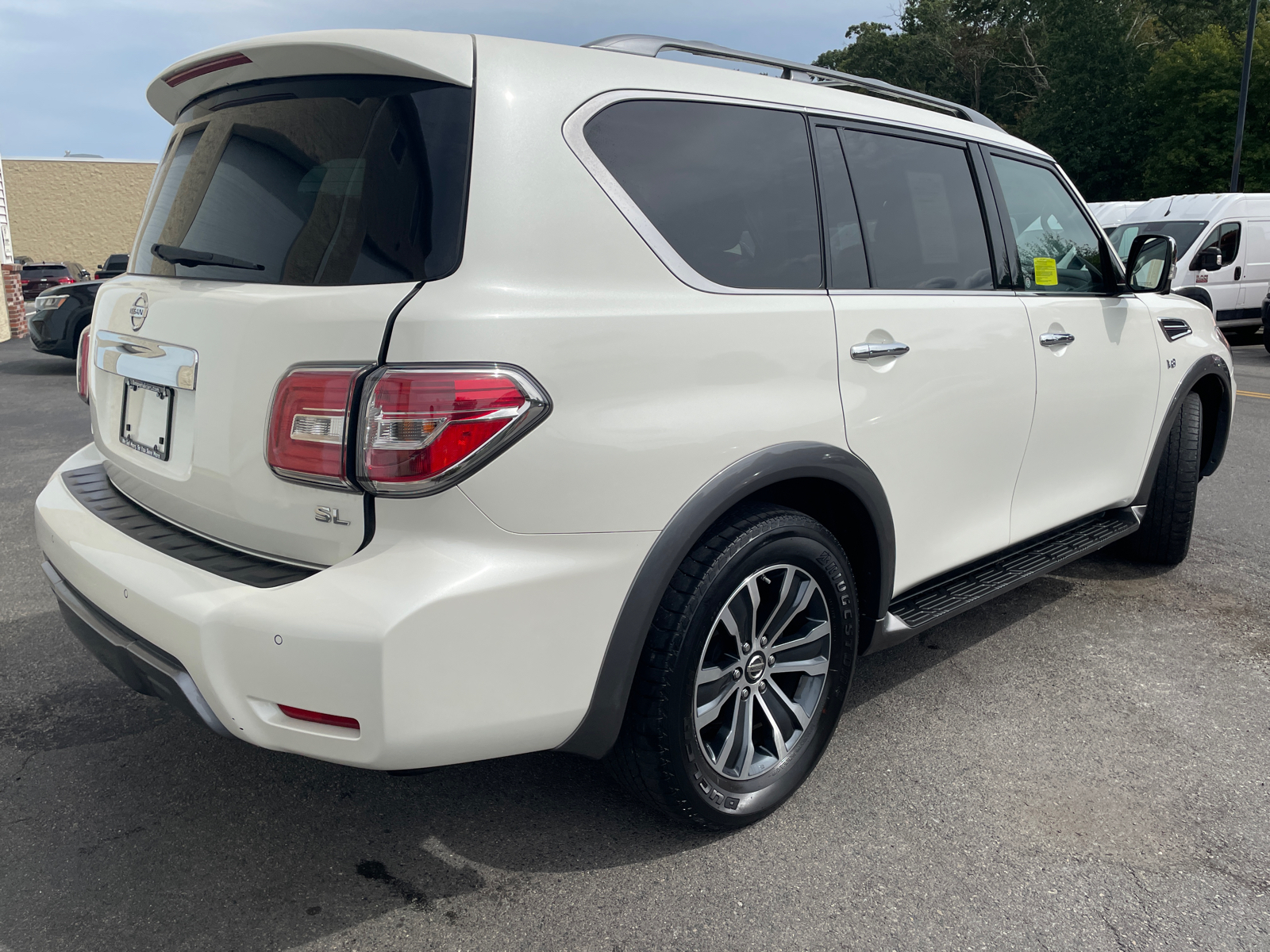 2020 Nissan Armada SL 15