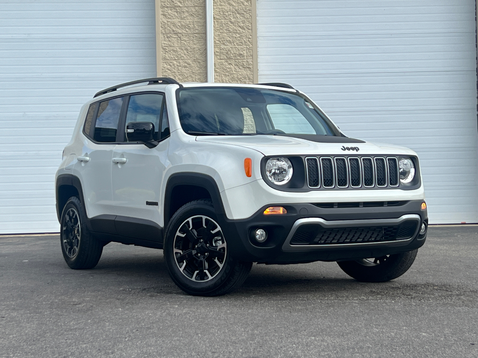 2023 Jeep Renegade Latitude 1