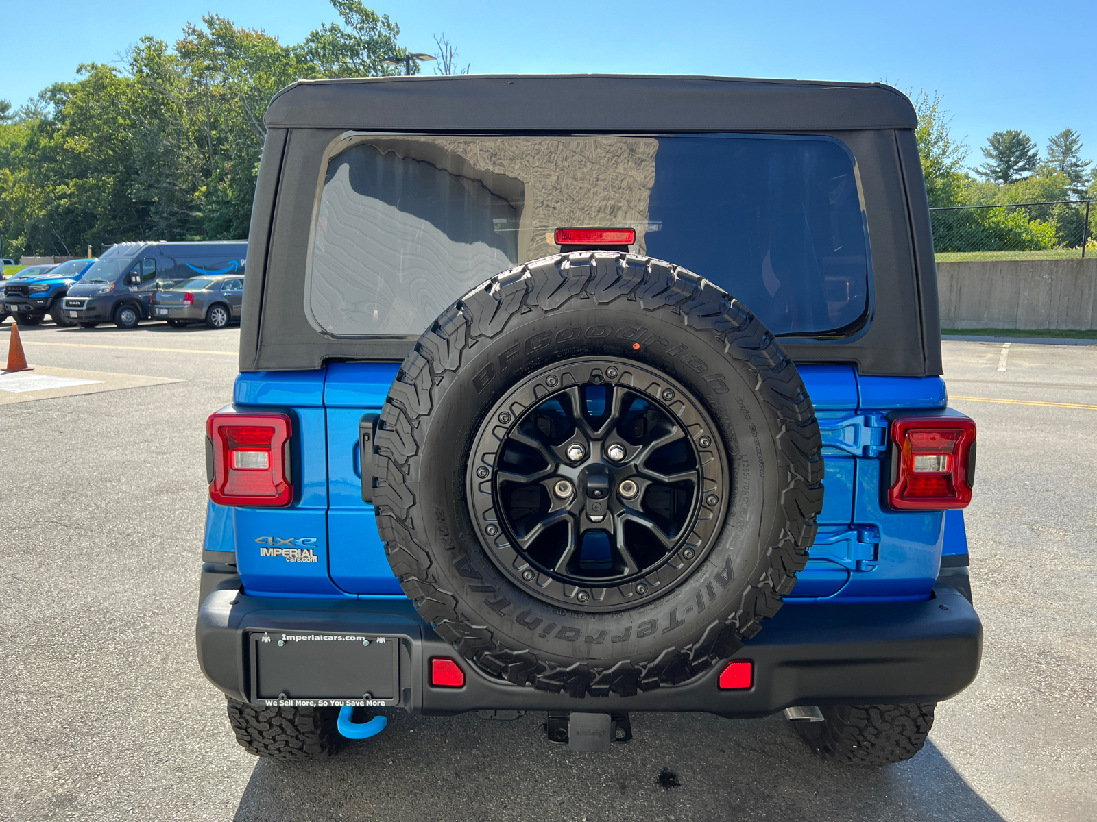 2023 Jeep Wrangler Rubicon 4xe 8