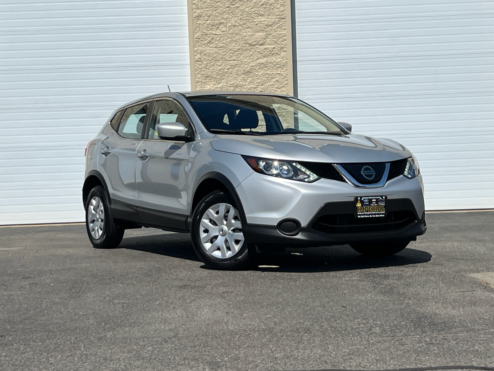 2019 Nissan Rogue Sport S 1