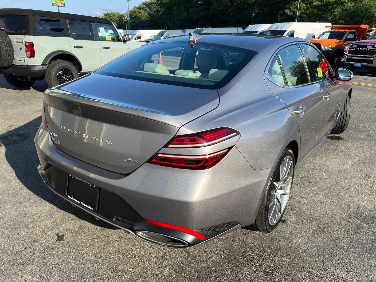 2024 Genesis G70 2.5T 9