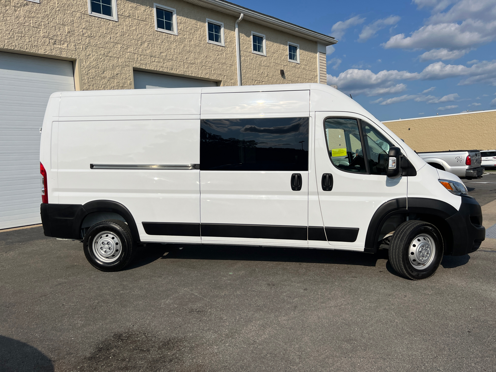 2023 Ram ProMaster 2500 High Roof 11