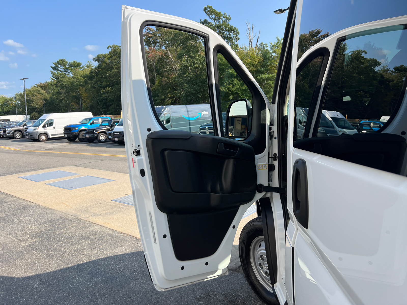 2023 Ram ProMaster 2500 High Roof 13