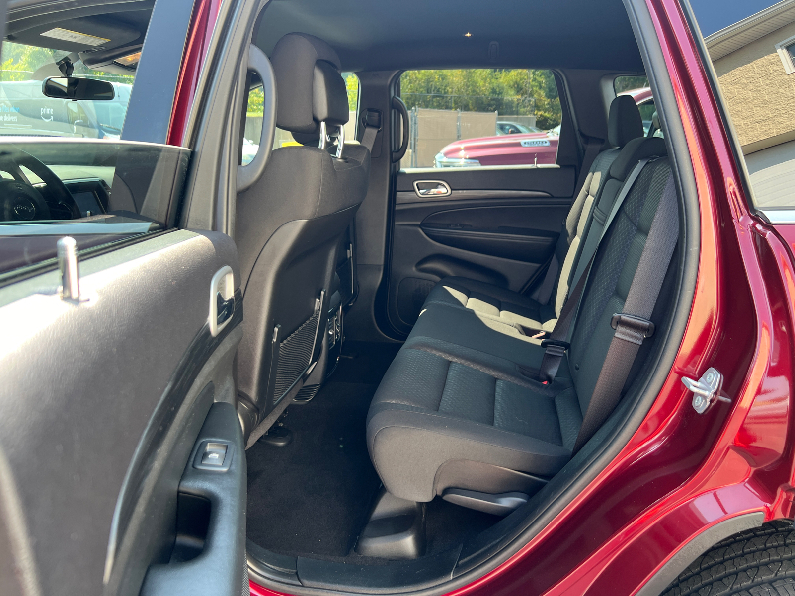 2020 Jeep Grand Cherokee Laredo E 13