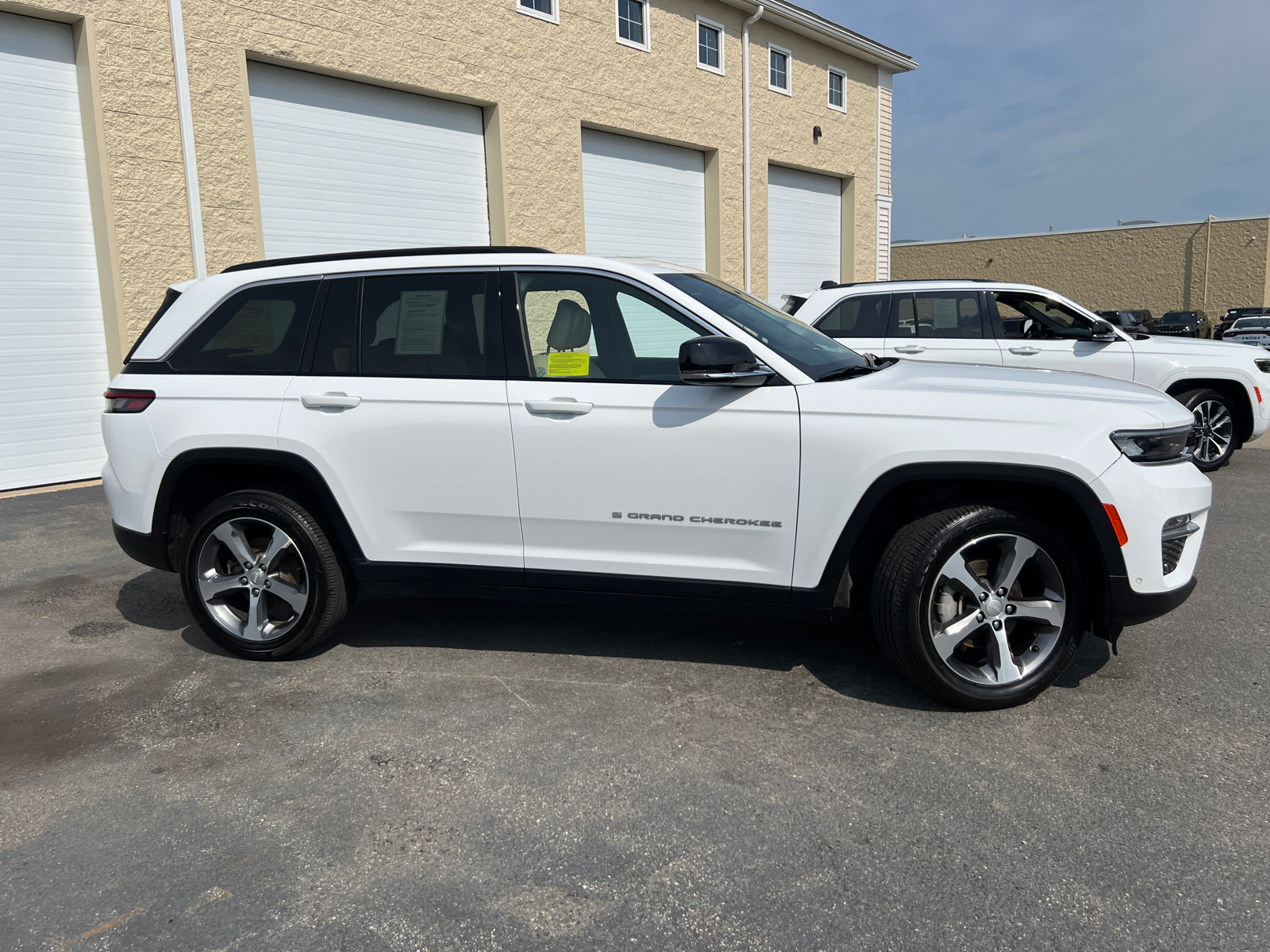 2024 Jeep Grand Cherokee Limited 11