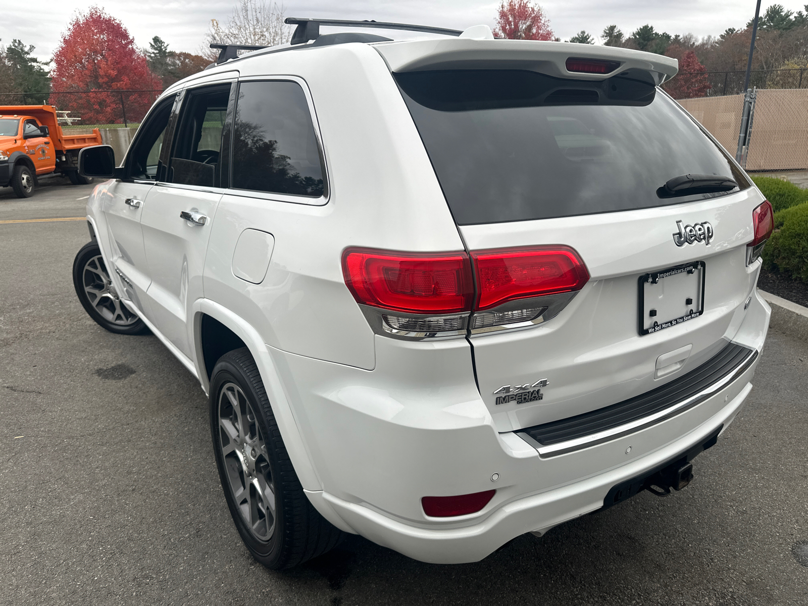 2019 Jeep Grand Cherokee Overland 7