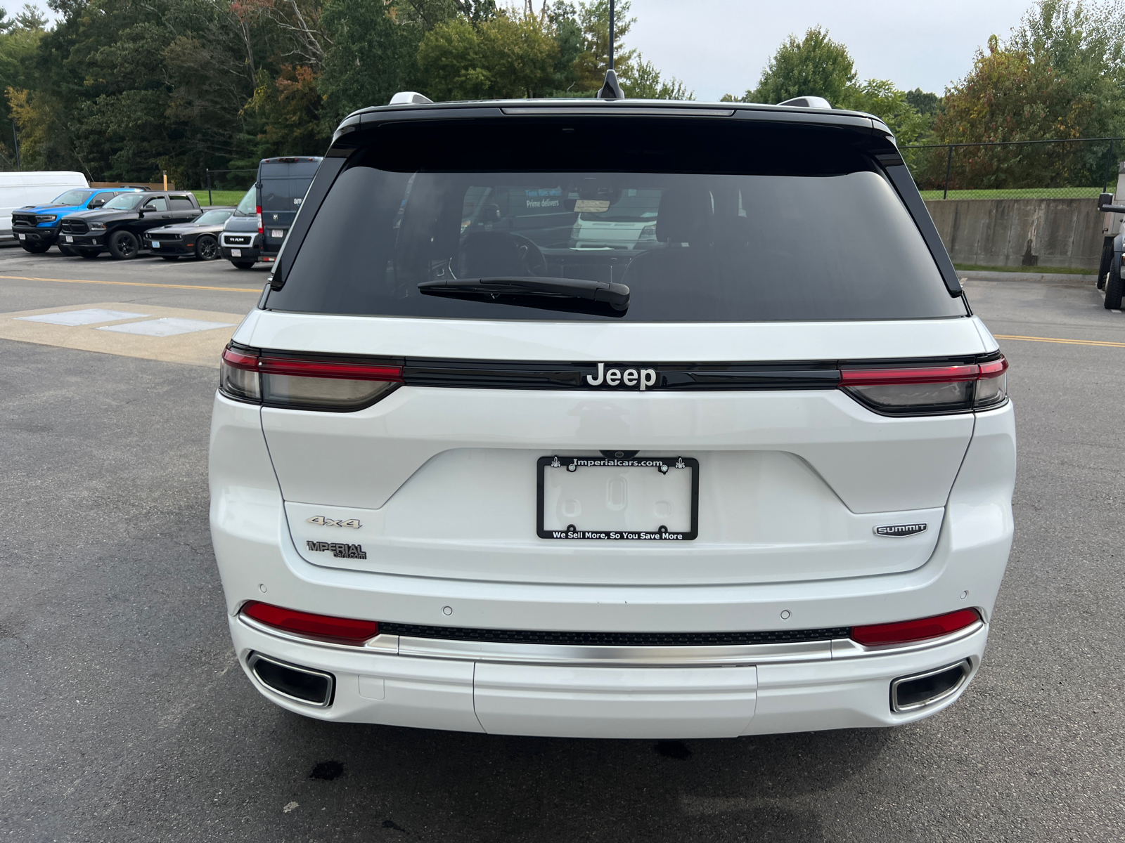 2023 Jeep Grand Cherokee Summit 8