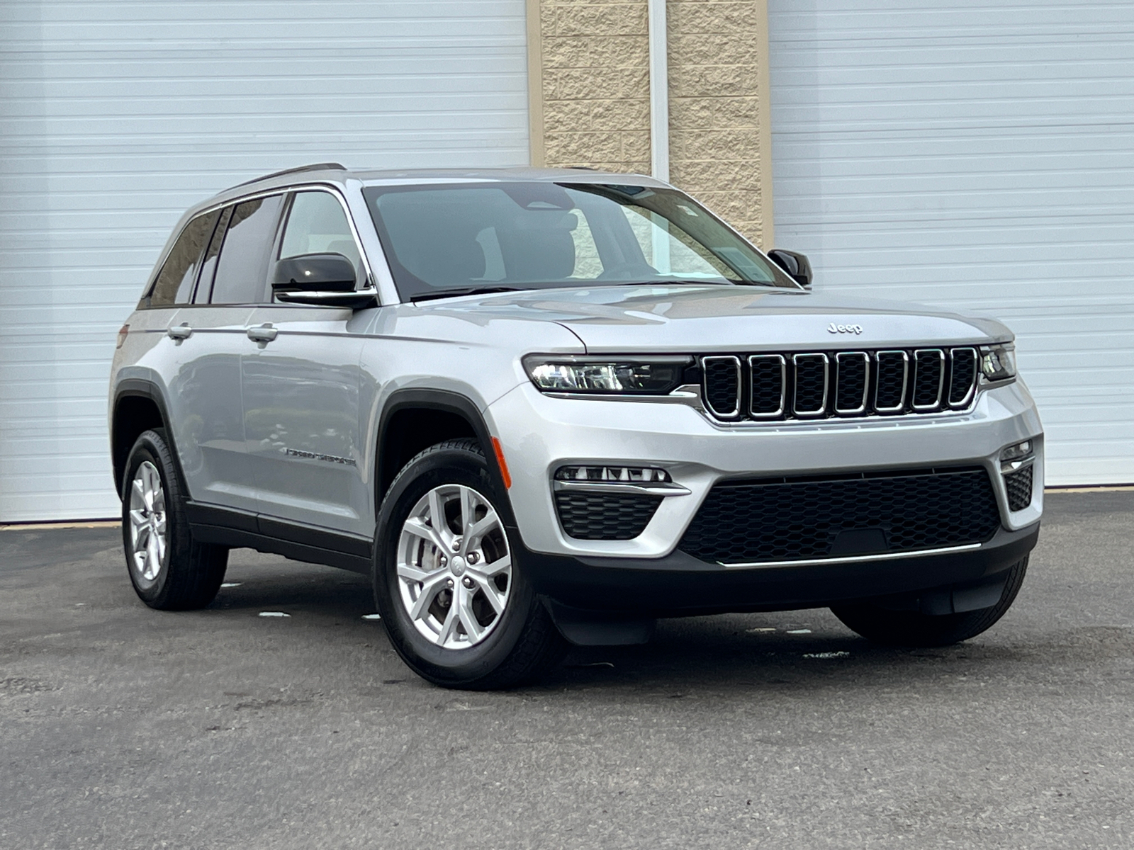 2023 Jeep Grand Cherokee Limited 2