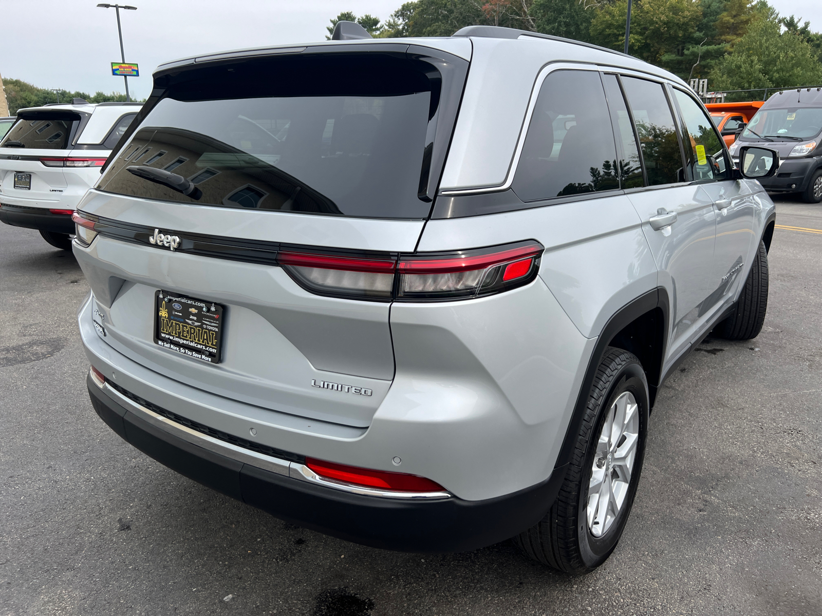 2023 Jeep Grand Cherokee Limited 10