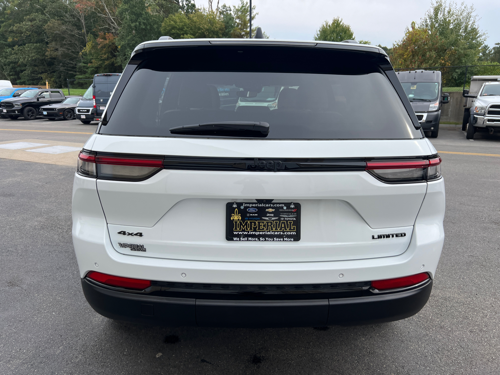 2023 Jeep Grand Cherokee Limited 8