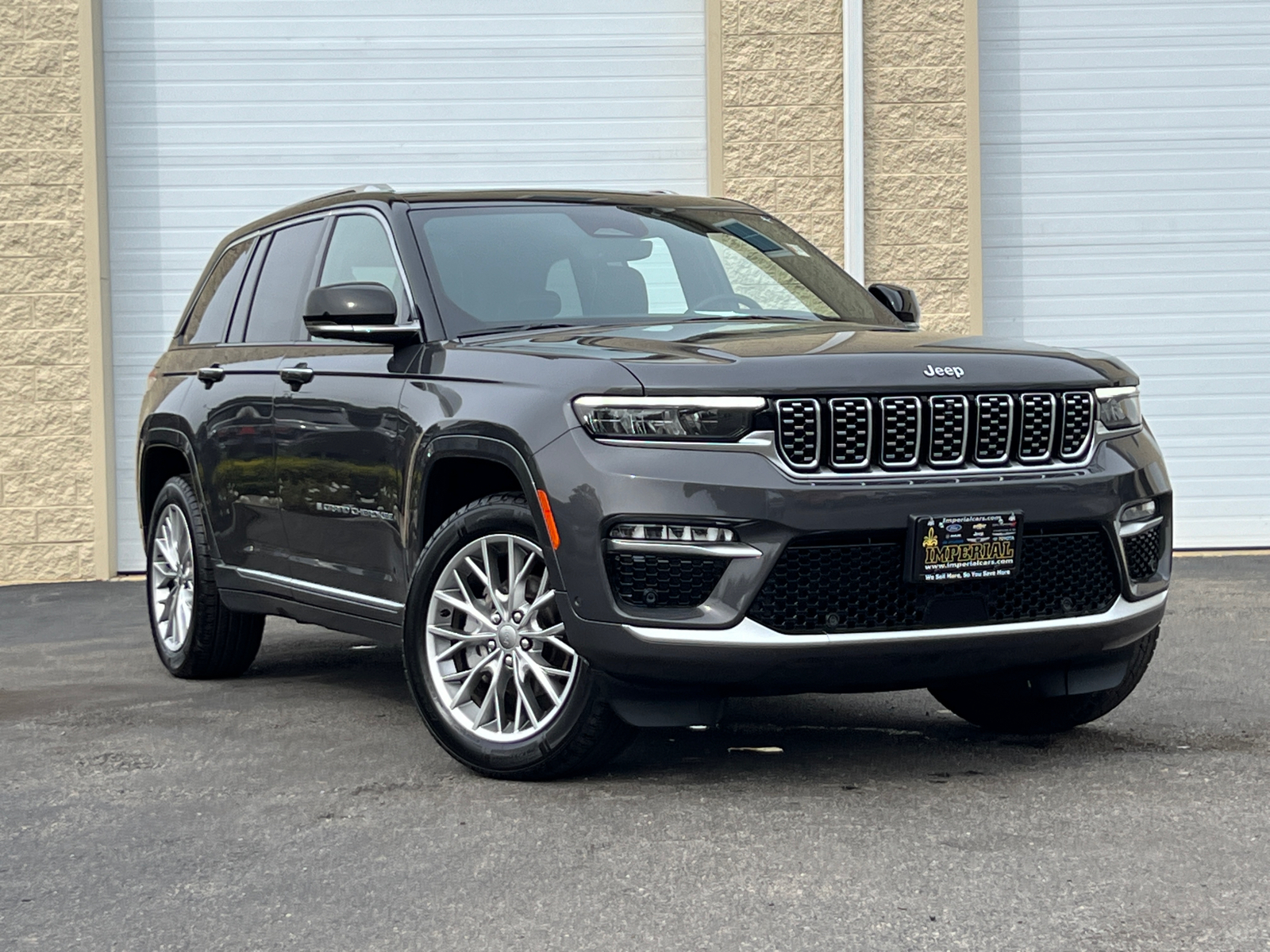 2022 Jeep Grand Cherokee Summit 2