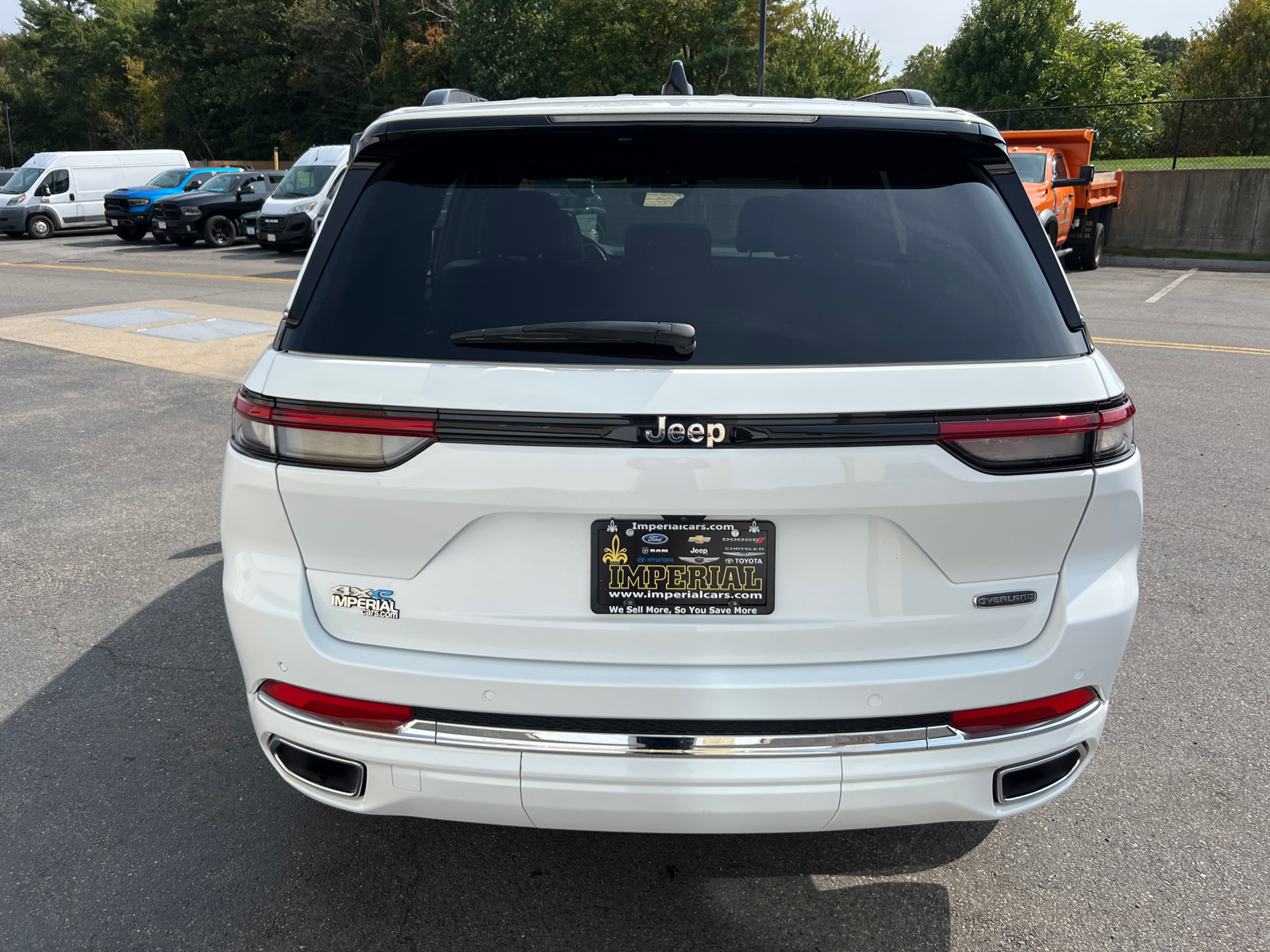 2023 Jeep Grand Cherokee Overland 4xe 8