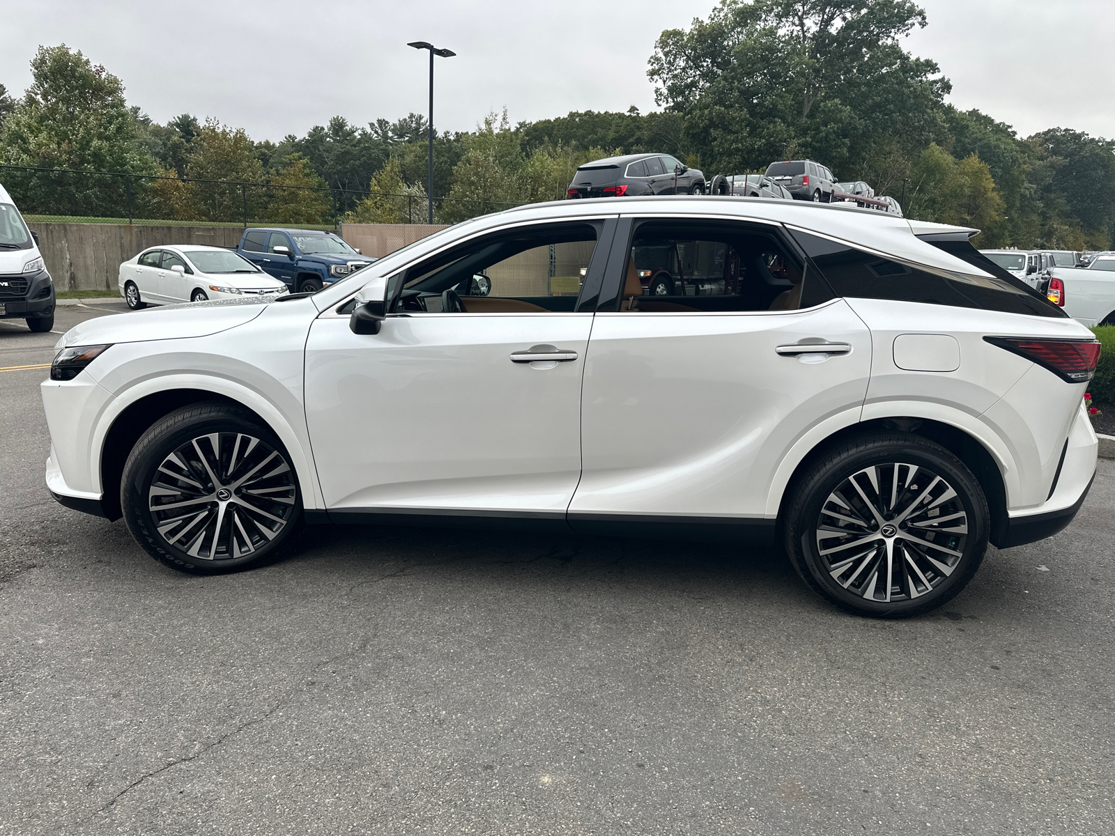 2023 Lexus RX 350h Luxury 5