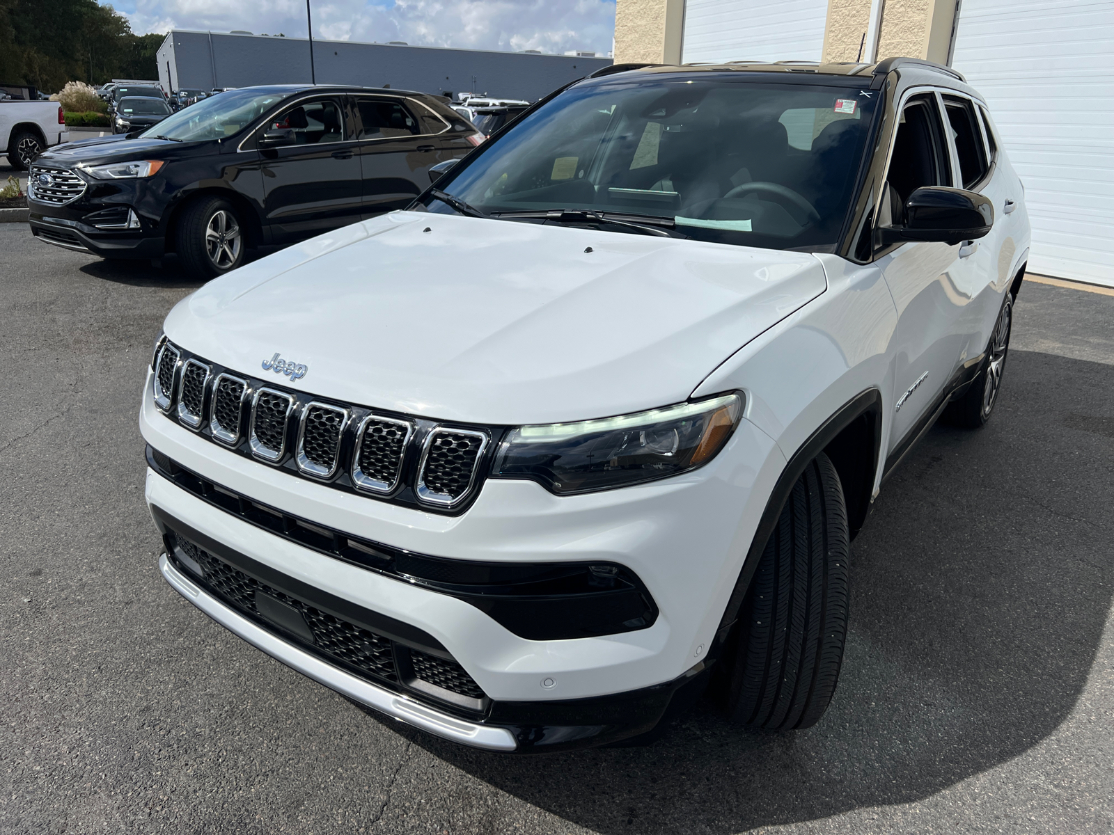 2023 Jeep Compass Limited 4