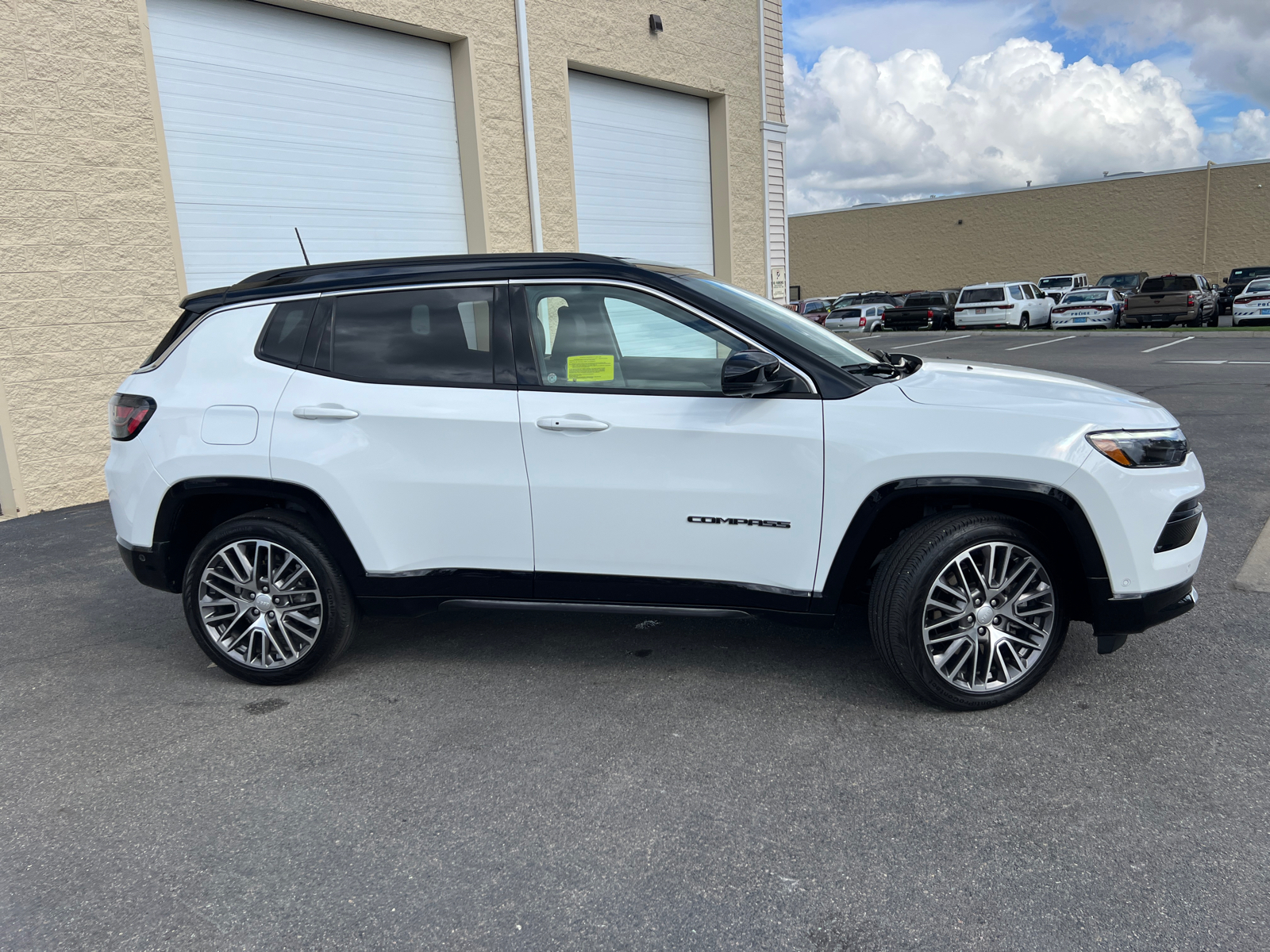 2023 Jeep Compass Limited 11