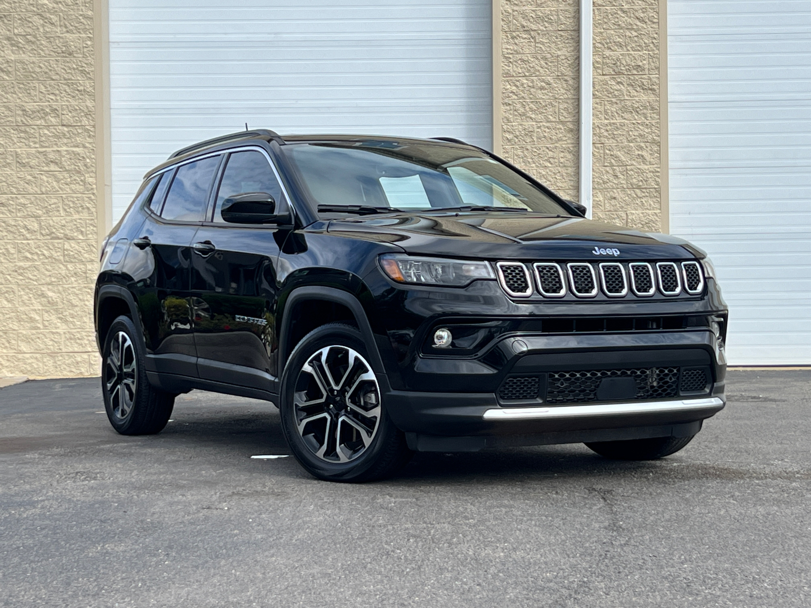 2023 Jeep Compass Limited 2