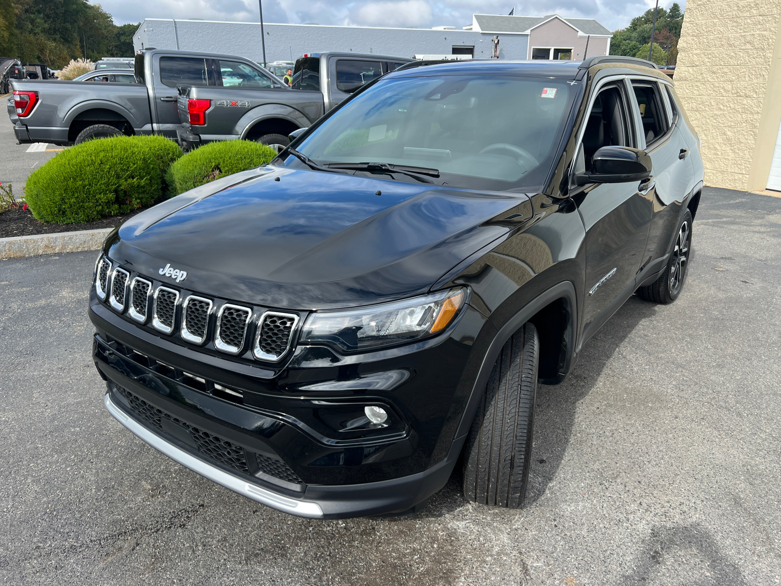 2023 Jeep Compass Limited 4